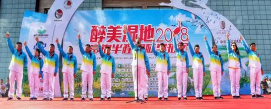 完美世界凭什么成为最新版本黑马？休闲益智策略最新版本登陆安卓手机，多人对决电影级画质，一探究竟！