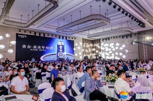越来越多教师出现私域流量运营,平台经济学解释了原因 越来越多教师出现私域流量运营,平台经济学解释了原因