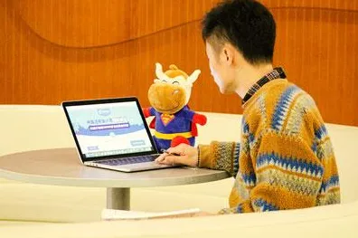 老年大学火爆，100个金融学知识点帮你看清真相