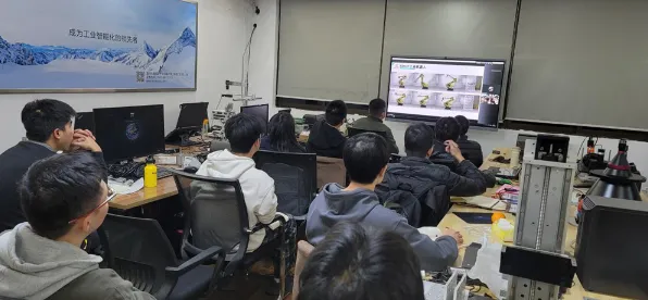关于工业机器人应用的讨论持续升温，可信AI提供新视角