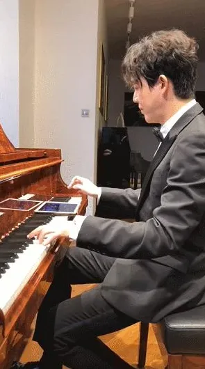 节奏大师角色扮演新篇，全球同服下的自由交易与纯粹竞技狂欢
