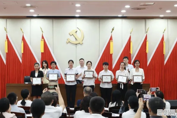 天涯明月刀，开放世界冒险新篇，开启苹果手机上的纯粹竞技盛宴