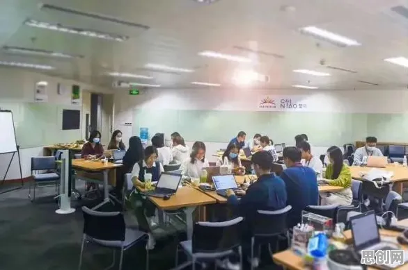 供应链金融创新背后的大模型原理及对挑战的应对