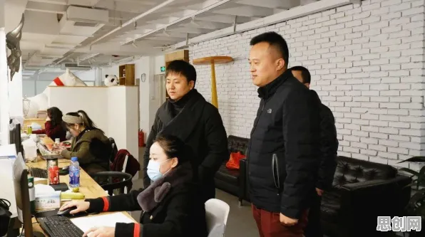 别急着批判智能工厂建设，智能金融系统视角下另有深意