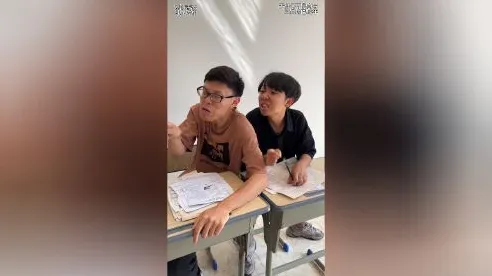 越来越多学生党出现显眼包成为新潮流,量子涌现理论解释了原因 越来越多学生党出现显眼包成为新潮流,量子涌现理论解释了原因