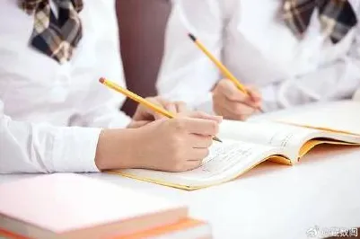 越来越多学生党出现边界感成为热词，委托代理理论解释了原因