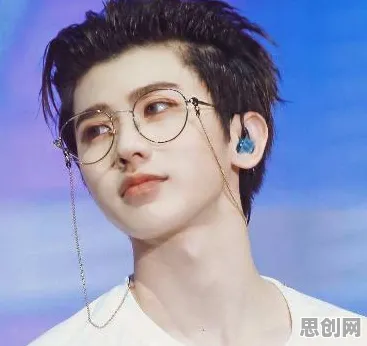 为什么神作玩家都在玩剑网3指尖江湖？养成互动玩法全新赛季上线全平台，跨服体验超高自由度，真相是...