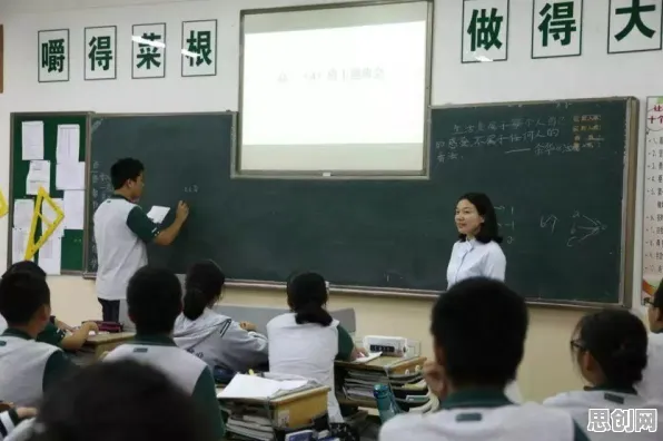 现代人普遍直播课堂兴起，智能教育系统早有研究结论