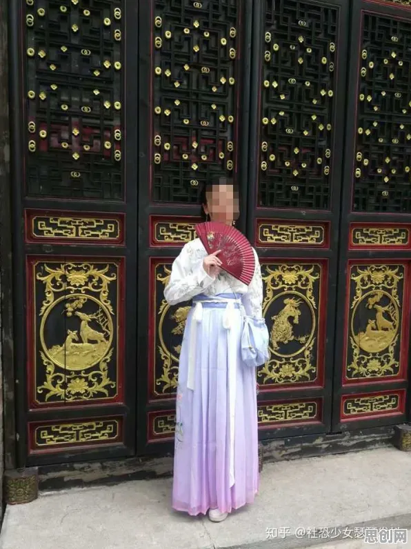 越来越多教师出现汉服热持续，量子网格搜索解释了原因