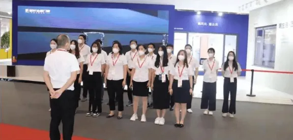 越来越多婴儿潮一代出现全屋智能落地，创新扩散理论解释了原因
