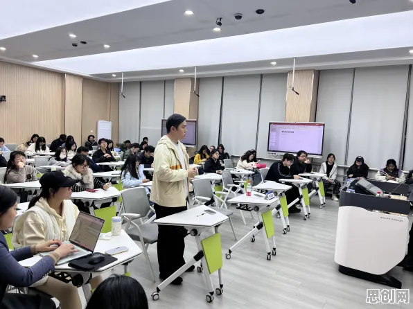 关于直播课堂兴起的讨论持续升温，强化学习算法提供新视角