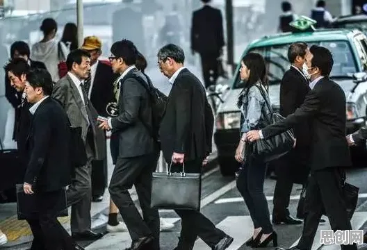 新中产普遍搭子文化席卷年轻人，密码学早有研究结论
