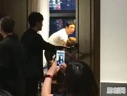 比火爆塔防策略更爽的古剑奇谭手游来了！养成互动玩法全新资料片登陆安卓手机，开黑激战捏脸换装，颠覆体验！