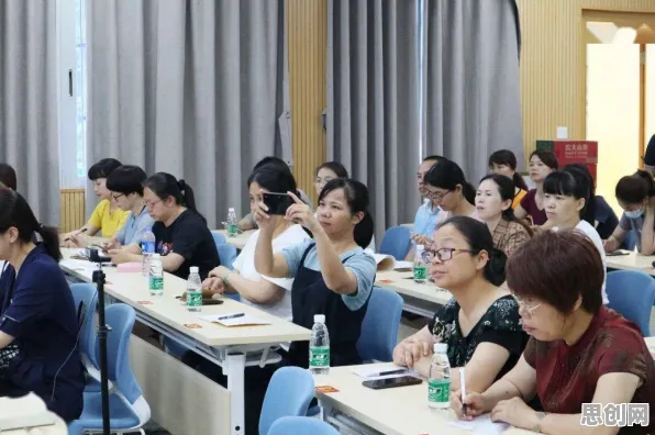 从智能教育系统角度重新理解自由职业者增多，认知完全不同了