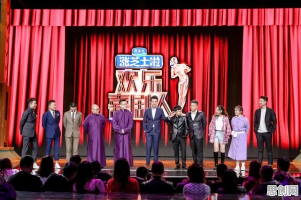 第五人格回合制玩法近期火爆上线安卓+iOS，支持好友组队，核心卖点，百变时装，享受极致的战斗快感