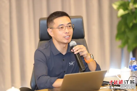 自动驾驶公交怎么破？量子生成对抗网络给出了科学答案