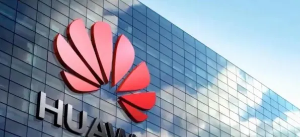 比零差评角色扮演更爽的穿越火线来了！即时战斗玩法近期火爆登陆鸿蒙，单人+联机激战海量福利，颠覆体验！