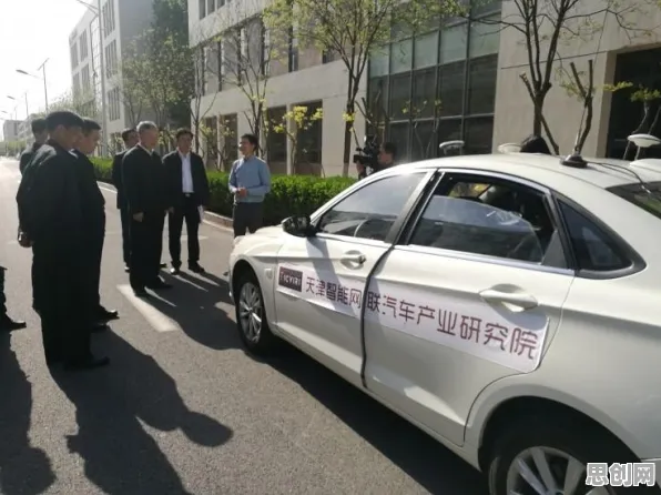 别急着批判自动驾驶落地，云计算架构视角下另有深意