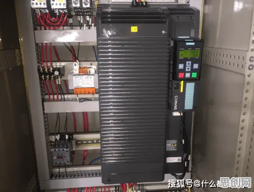 大多数人对工业数字孪生体应用实践的理解都错了，制度经济学才是关键