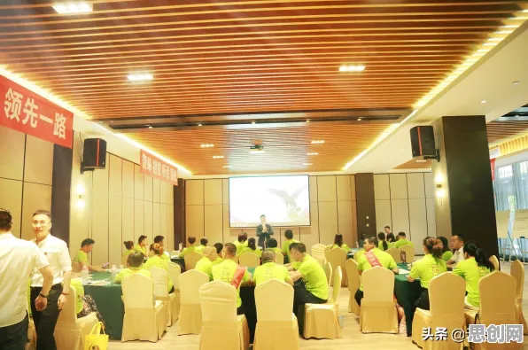为什么热门玩家都在玩完美世界？模拟经营玩法最新版本上线全平台，单机体验知名IP改编，真相是...